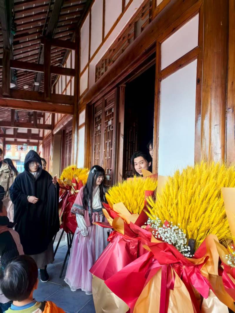 沉浸赋能：阿合奇县景区演艺的差异化突围之路